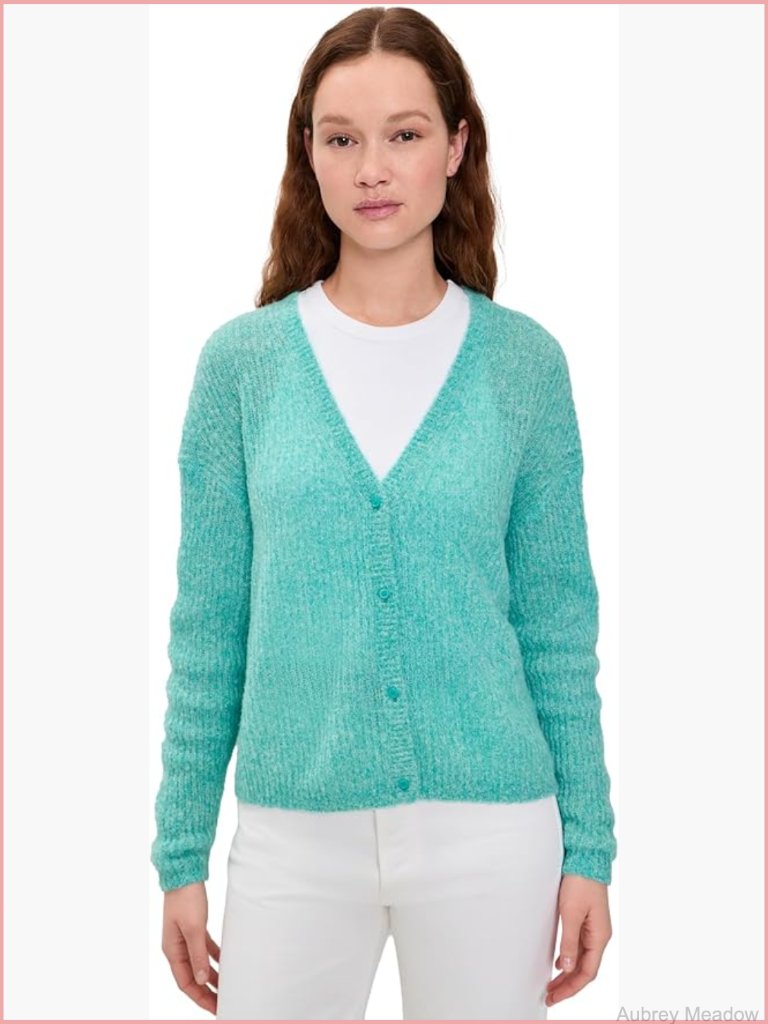 Lightweight Stretch Knit V-Neck Long Sleeve Cardigan
